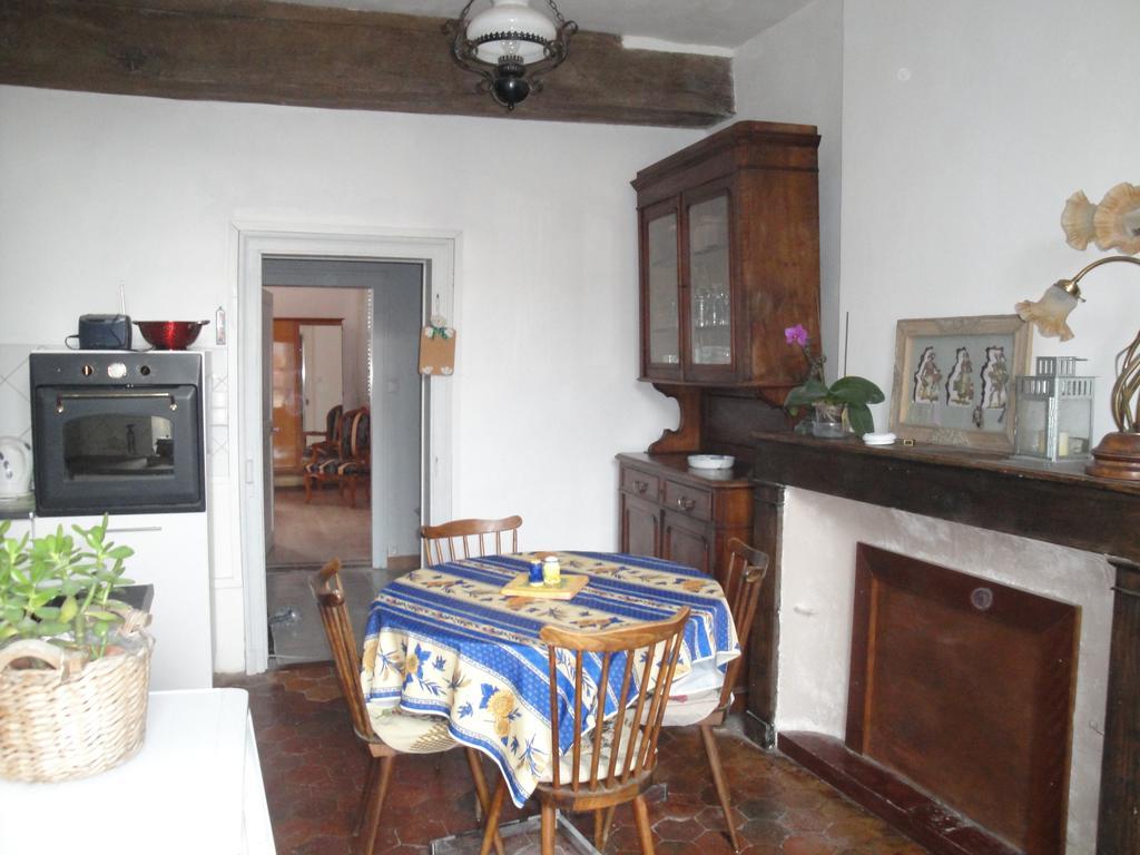 Appartement Des Vieilles Halles Fère-en-Tardenois Kültér fotó